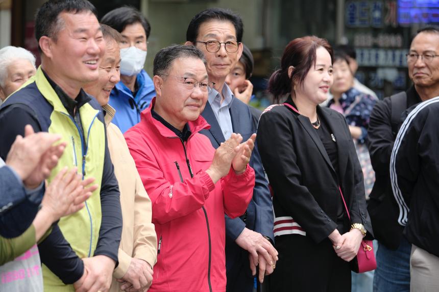 망원동 쉼터 재정비 사업 준공식 - 2