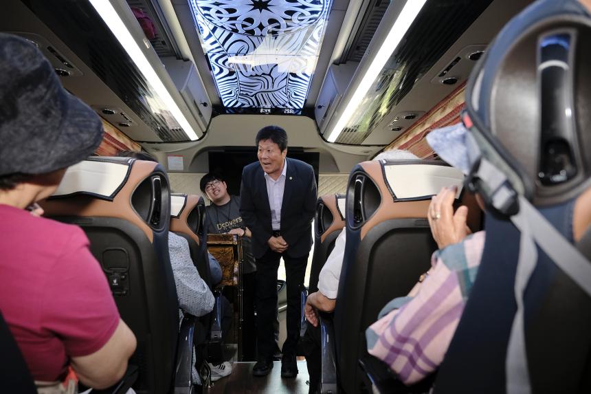 버스환송-마포시니어클럽 - 1