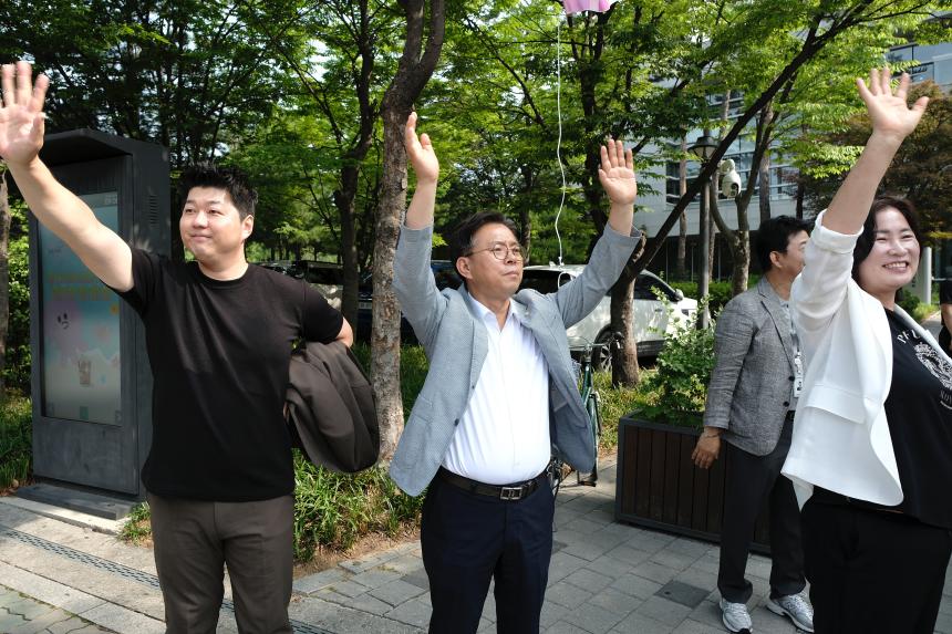 버스환송-마포시니어클럽