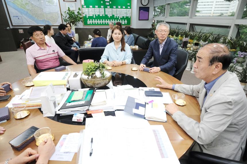 의장실 방문 - 5