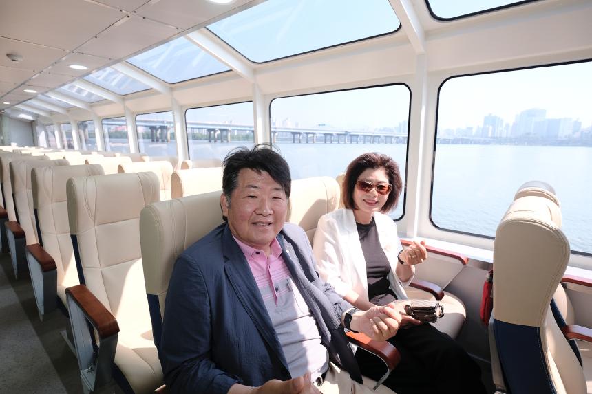 서울시 구의원 대상 한강 버스 체험 - 8