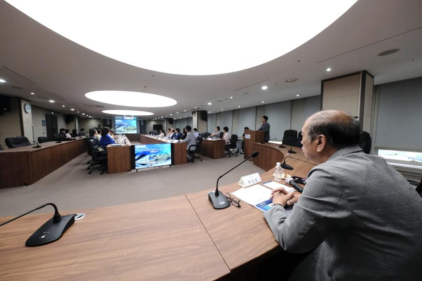 광역철도&lpar;홍대~대장선&rpar; 건설사업 추진위원회 정기회 - 12