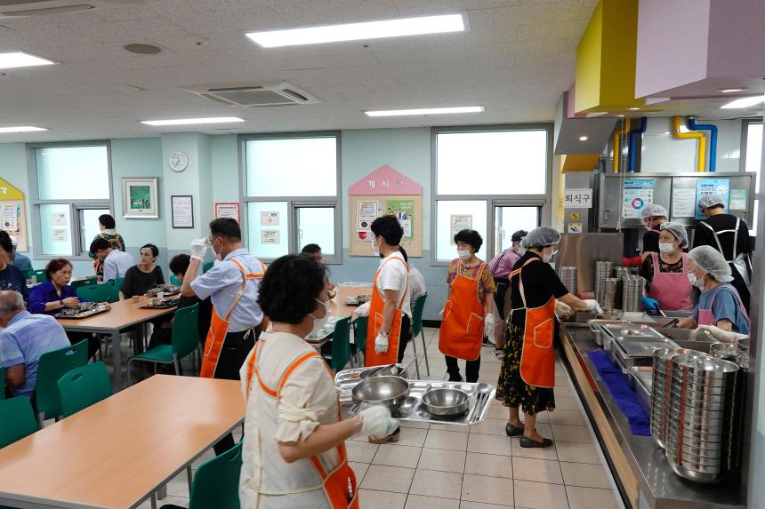 마포구 주민친화적 정책의제 발굴연구회-배식 봉사 - 7