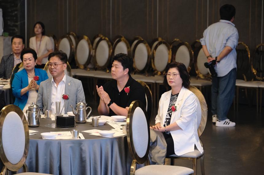 광복 80주년 기념 마포 독립유공자 가족 위문행사 - 4