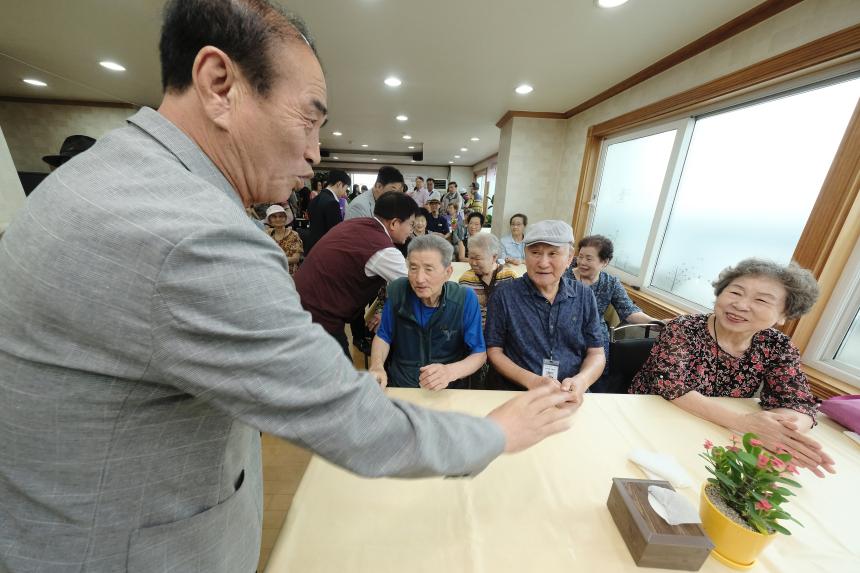 효도밥상 급식소 개소식&lpar;성산1동 5호점, 성산2동, 상암동&rpar; - 15