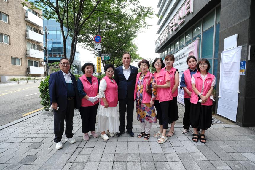 효도밥상 급식소 개소식&lpar;합정동 5호점, 서강동 7호점&rpar; 및 당인실뿌리복지센터 개관식  - 7