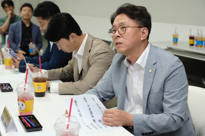 행정건설위원회 현장방문-마포365구민센터 - 3