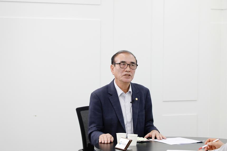 서울일보 인터뷰-백남환 의장 - 7