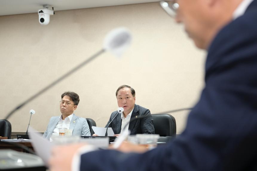 행정건설위원회 회의-제278회 임시회 - 4