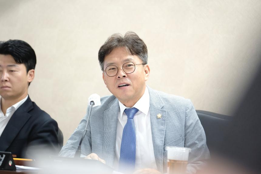 행정건설위원회 회의-제278회 임시회 - 6