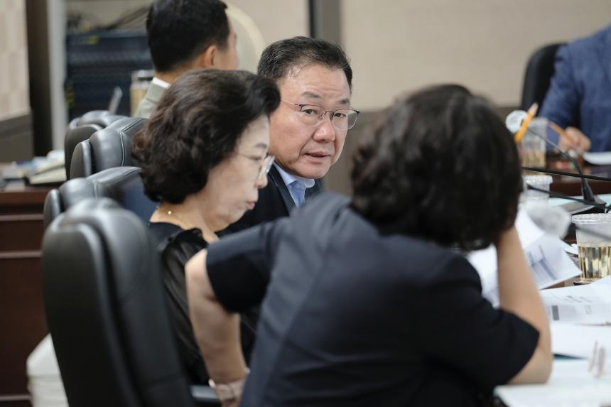 행정건설위원회 회의-제278회 임시회 - 8