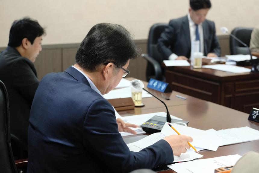 행정건설위원회 회의-제278회 임시회 - 19