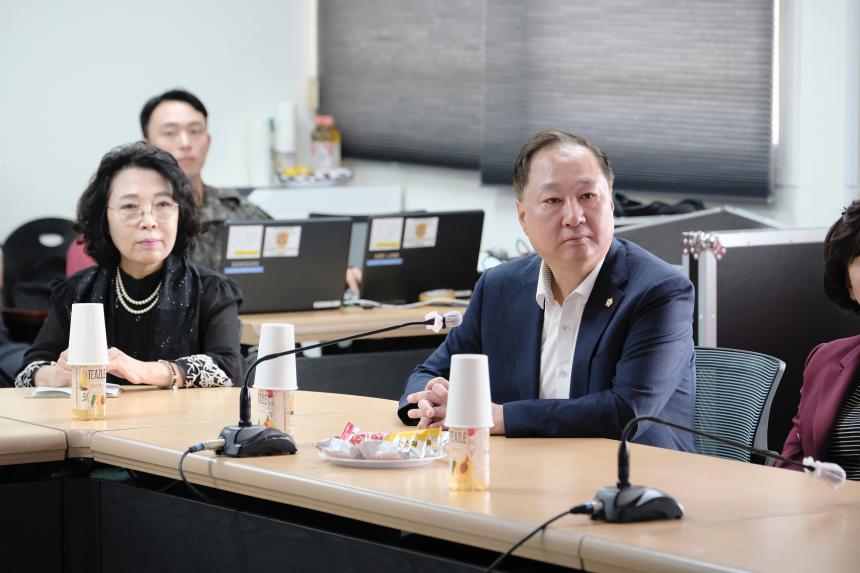 2025년 추석명절 마포구의회 제3537부대 방문 - 9