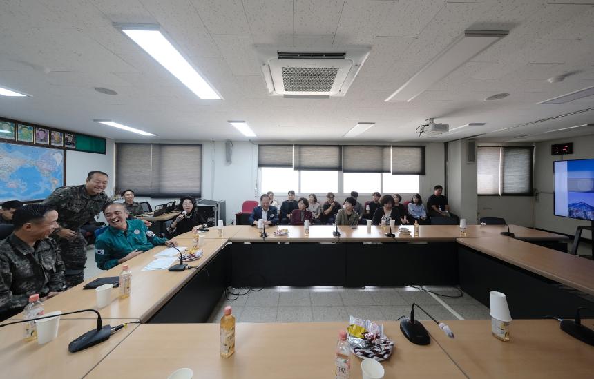 2025년 추석명절 마포구의회 제3537부대 방문 - 21