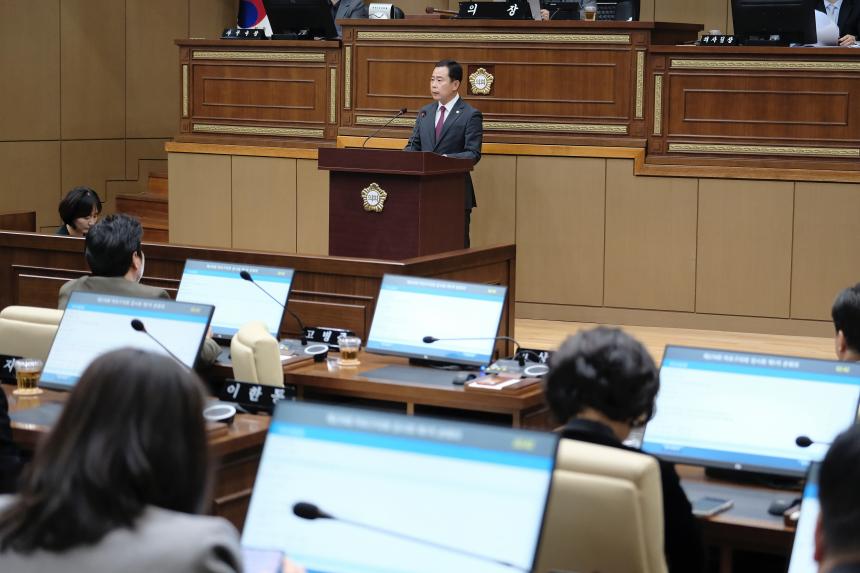 제1차 본회의-제279회 임시회 - 9