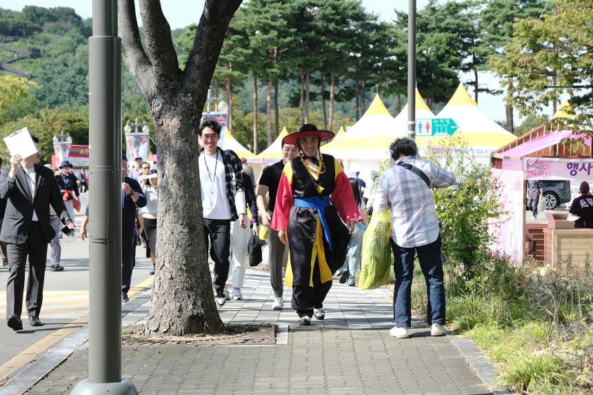 새우젓축제-백남환 의장님 라운딩 - 2