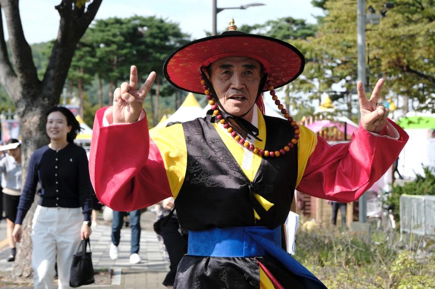 새우젓축제-백남환 의장님 라운딩 - 3