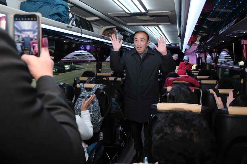 한국자유총연맹 버스 환송 - 5