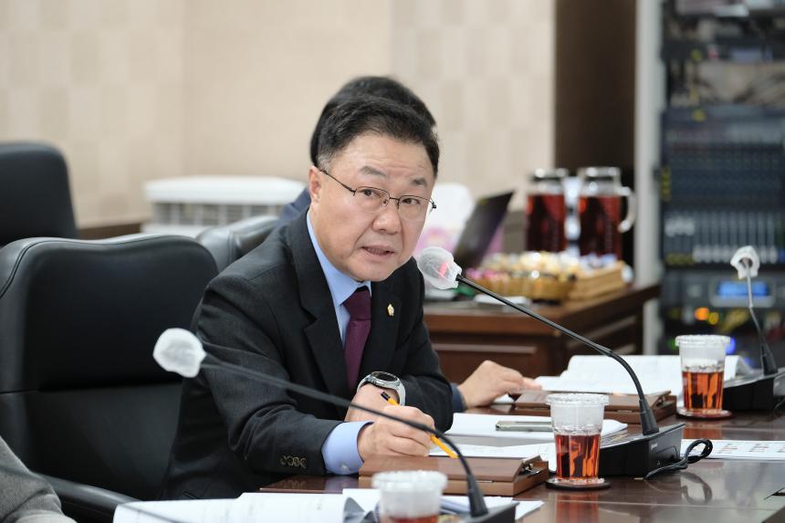 행정건설위원회-제281회 마포구의회 임시회 - 1