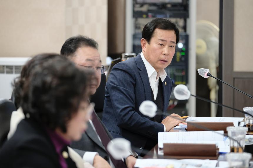 행정건설위원회-제281회 마포구의회 임시회 - 2