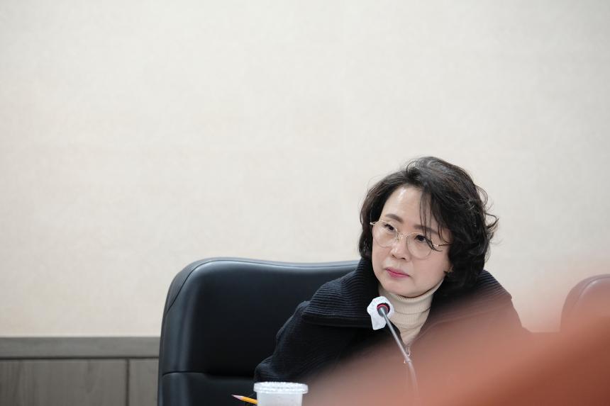 행정건설위원회-제281회 마포구의회 임시회 - 3