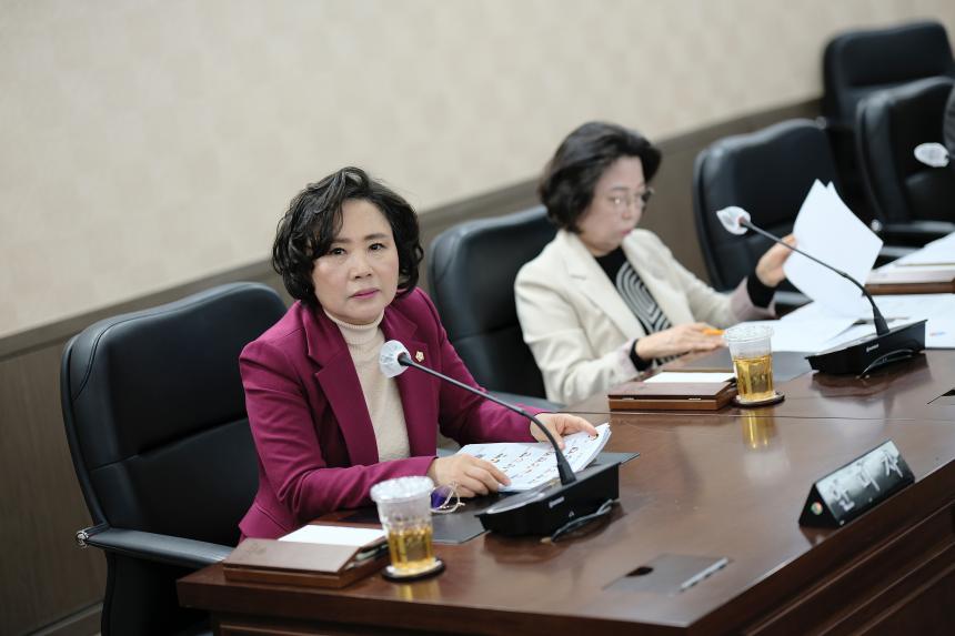 행정건설위원회-제281회 마포구의회 임시회 - 5