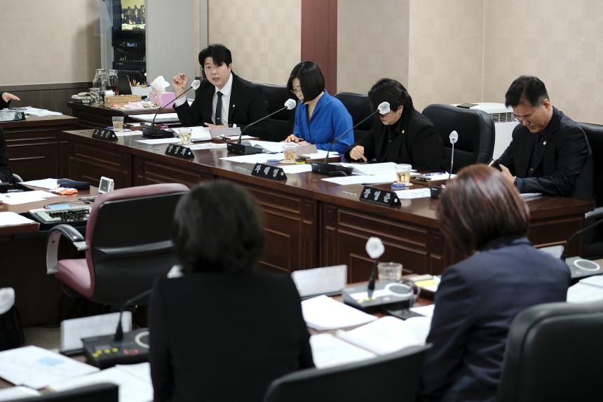 복지도시위원회-281회 마포구의회 임시회 - 5