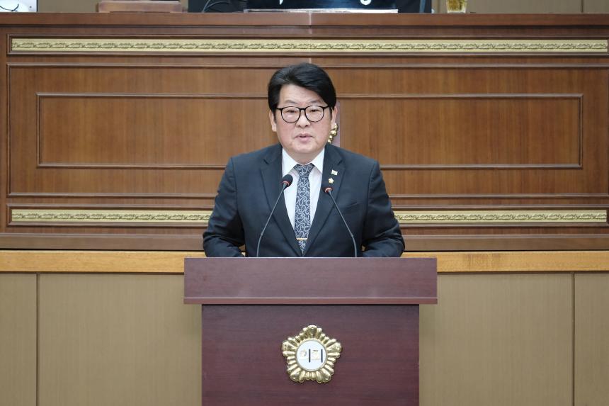 제2차 본회의-제281회 마포구의회 임시회 - 3