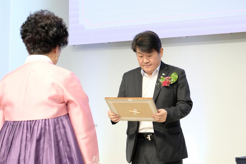 2025학년도 일성여자중학교 제24회 졸업장 수여식 - 1