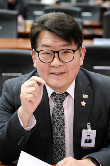 민주평화통일자문회의 마포구협의회 2026년 1분기 정기회의-한반도 평화공존을 위한 대내외 정책 추진방향 - 10