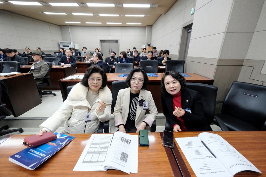 민주평화통일자문회의 마포구협의회 2026년 1분기 정기회의-한반도 평화공존을 위한 대내외 정책 추진방향 - 9