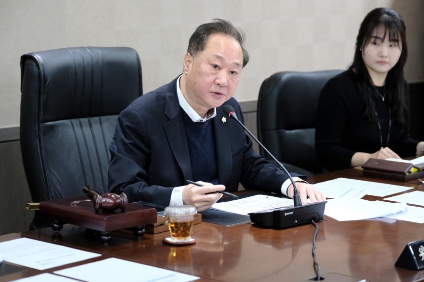 제281회 임시회&lpar;폐회중&rpar; 제2차 의회운영위원회 - 5