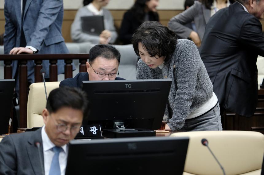 제2차 본회의-제282회 마포구의회 임시회