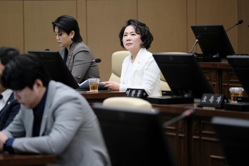 제3차 본회의-제282회 마포구의회 임시회 - 1