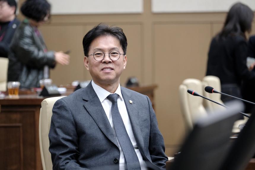 제3차 본회의-제282회 마포구의회 임시회 - 1