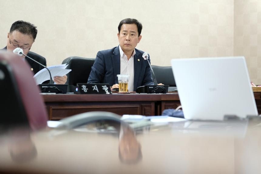 행정건설위원회&lpar;제1차~2차&rpar; -제282회 마포구의회 임시회 - 4