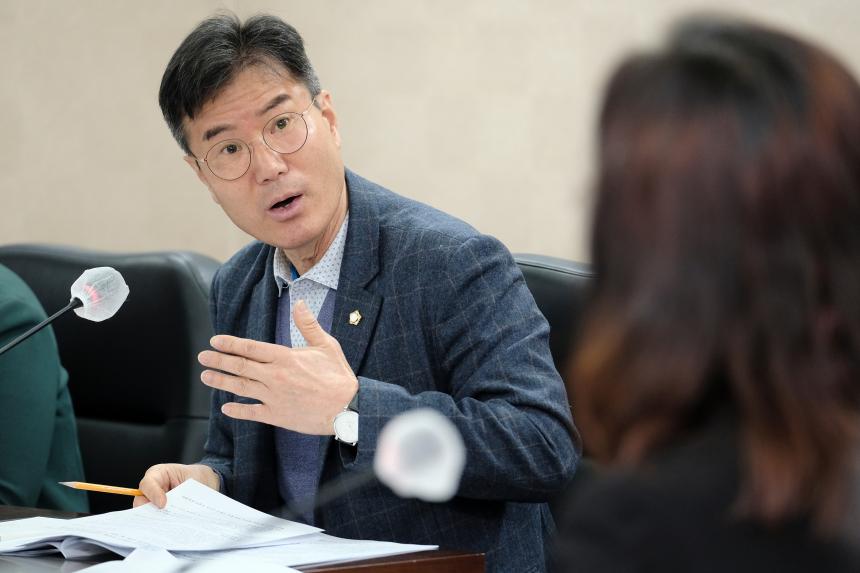 복지도시위원회&lpar;제1차~2차&rpar;-제282회 마포구의회 임시회 - 1