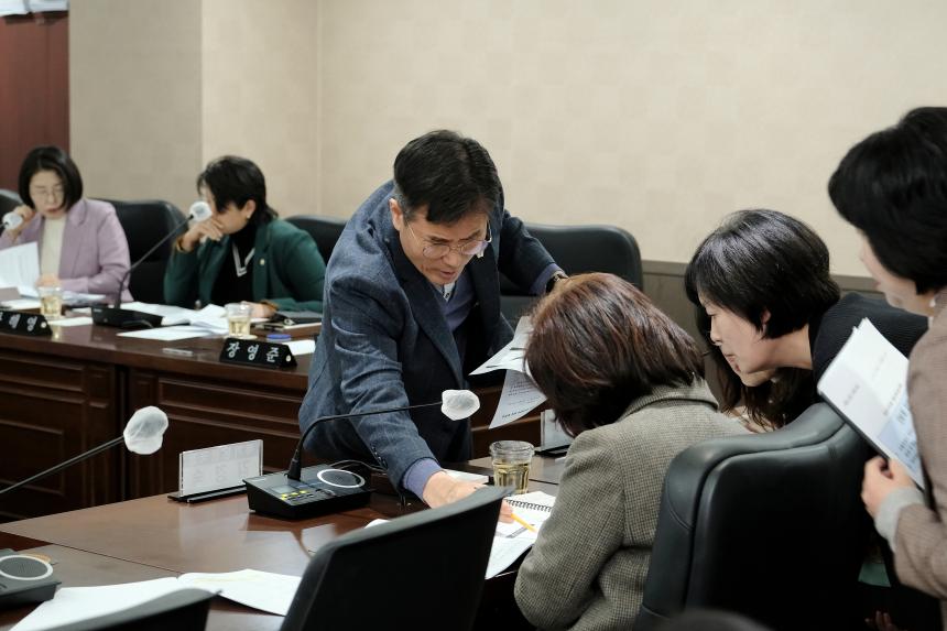 복지도시위원회&lpar;제1차~2차&rpar;-제282회 마포구의회 임시회 - 2