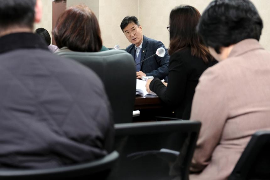 복지도시위원회&lpar;제1차~2차&rpar;-제282회 마포구의회 임시회 - 8