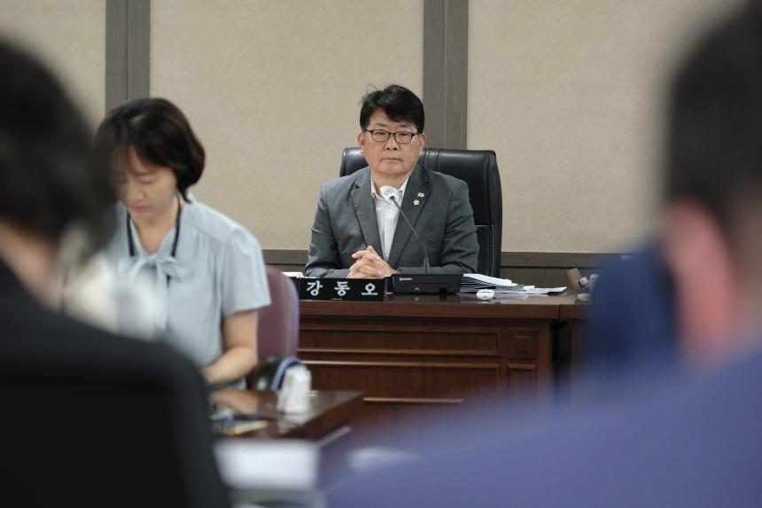 행정건설위원회-제276회 마포구의회 제1차 정례회 - 3