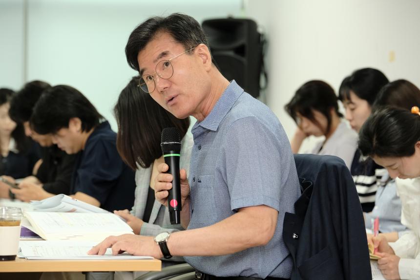 복지도시위원회 용강동주민센터 행정사무감사-제276회 마포구의회 제1차 정례회 - 3