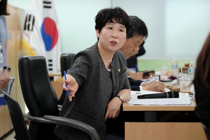 복지도시위원회 용강동주민센터 행정사무감사-제276회 마포구의회 제1차 정례회 - 3