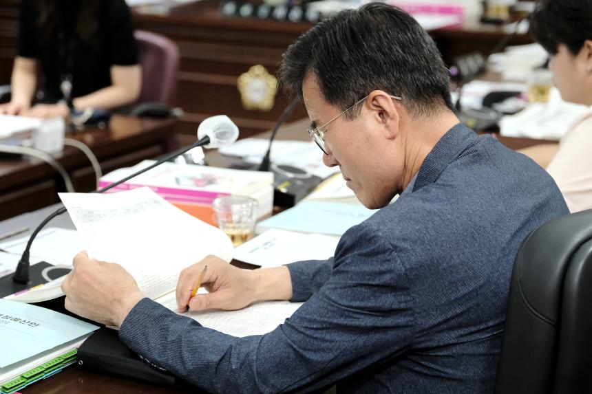 복지도시위원회-제276회 마포구의회 제1차 정례회 - 3