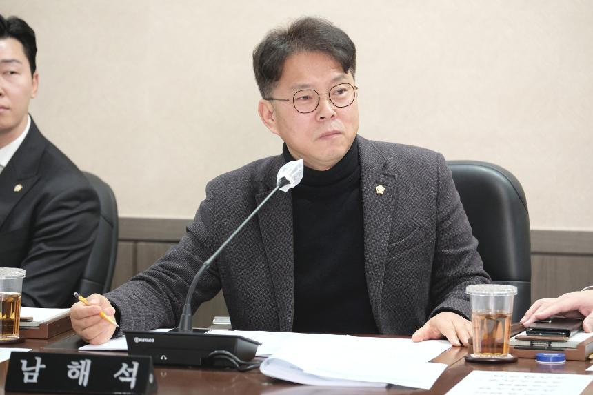 행정건설위원회-제273회 마포구의회 임시회 - 2