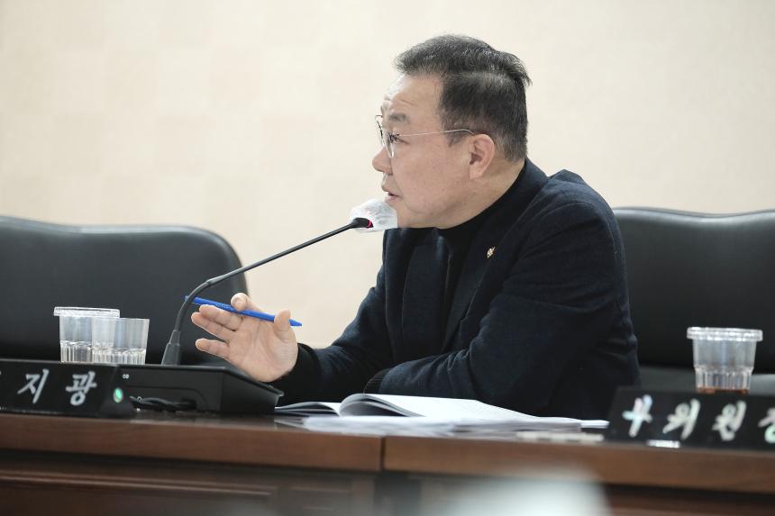 행정건설위원회-제273회 마포구의회 임시회 - 9