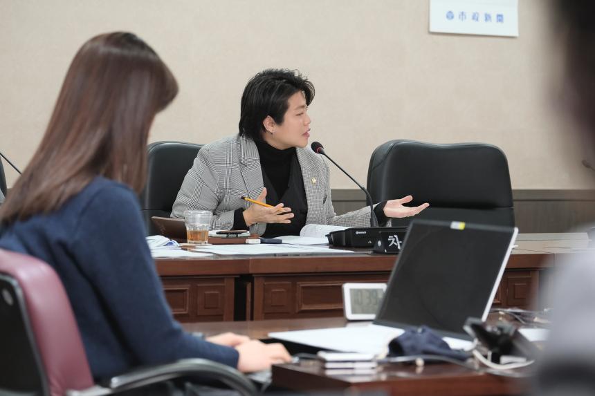 복지도시위원회-제273회 마포구의회 임시회 - 6