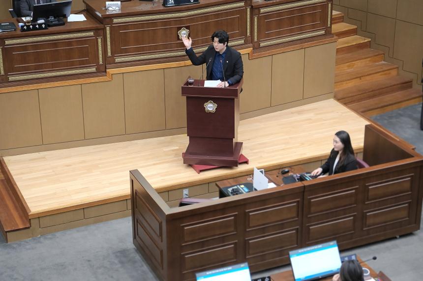 제274회 임시회 제2차 본회의 - 4