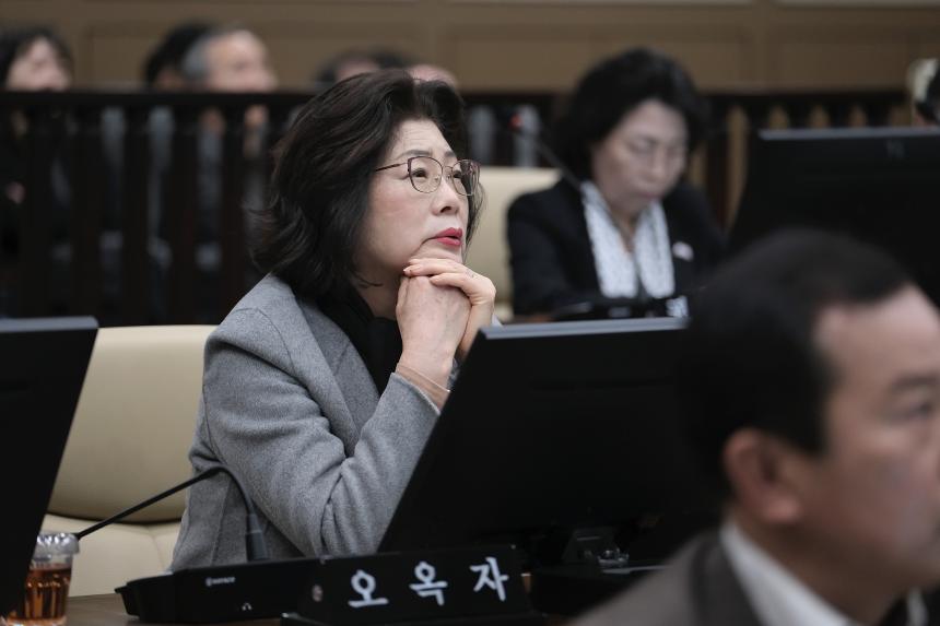 제274회 임시회 제2차 본회의 - 1