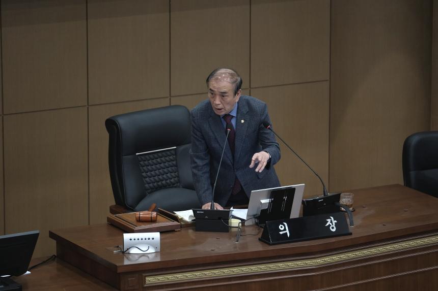 제274회 임시회 제2차 본회의 - 4