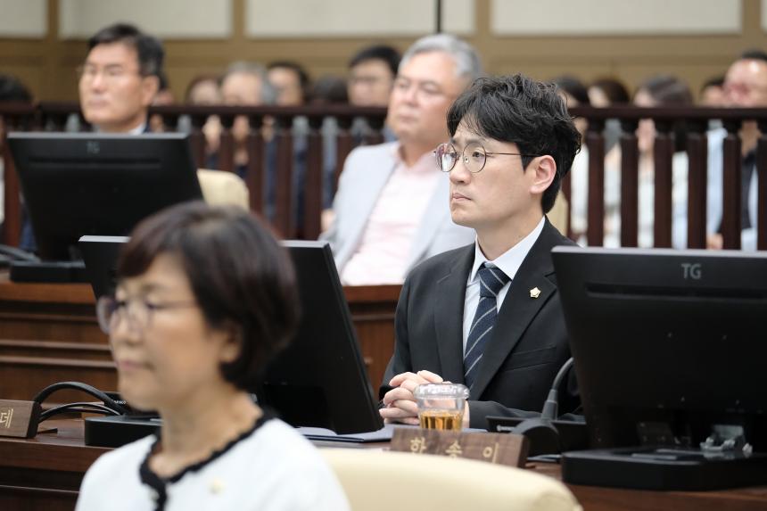 제1차 본회의-제284회 마포구의회 임시회 - 2